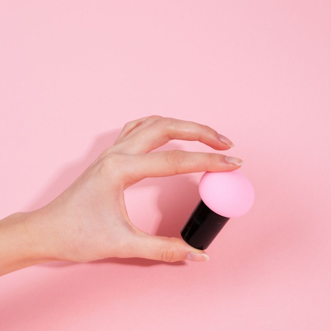 Applicateur-Rose-BB-creme-air-cushion-teint-perfecteur-maquilmoi